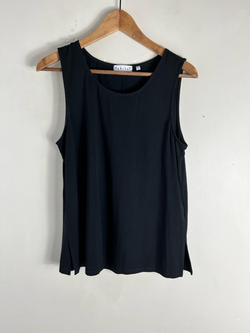 Habitat Black Sleeveless Jersey Knit  Blouse Size Small Scoop Neck Relaxed Fit